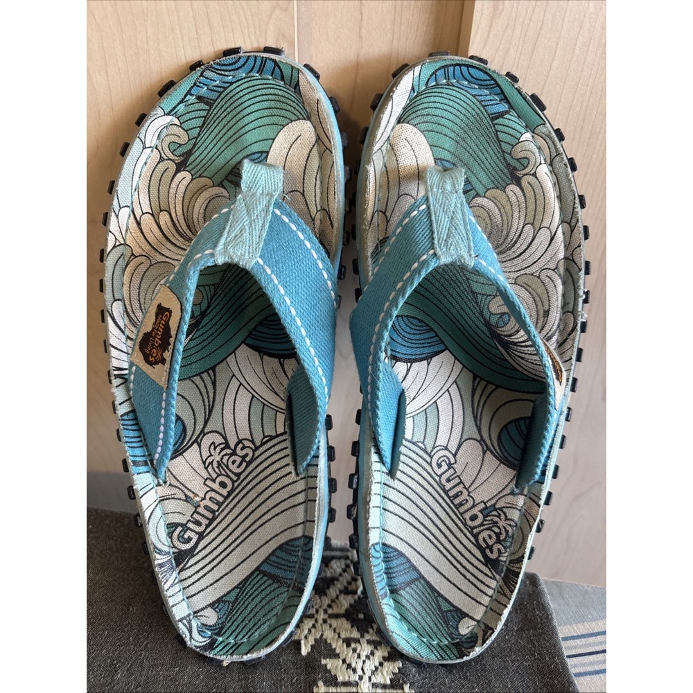 Gumbies ISLANDER  Woman's Size 7 Slip On Canvas Toe Post Flip Flops Sandals Blue
